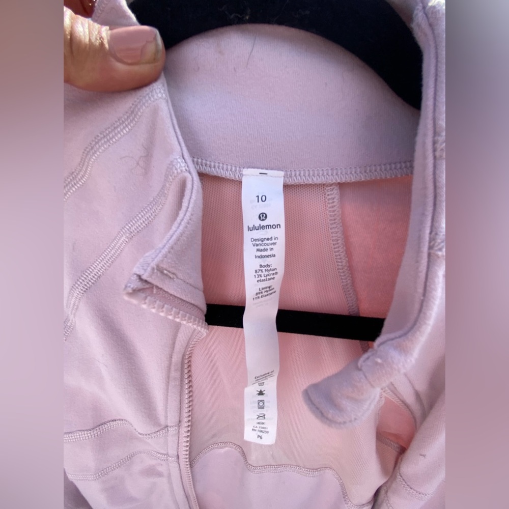 Lulu lemon light pink nulu zip up jacket